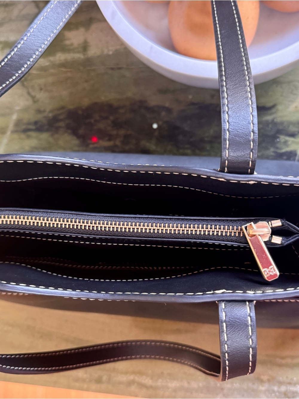 Beautiful Sam Edelman EE Logo Tote - Picture 7 of 11